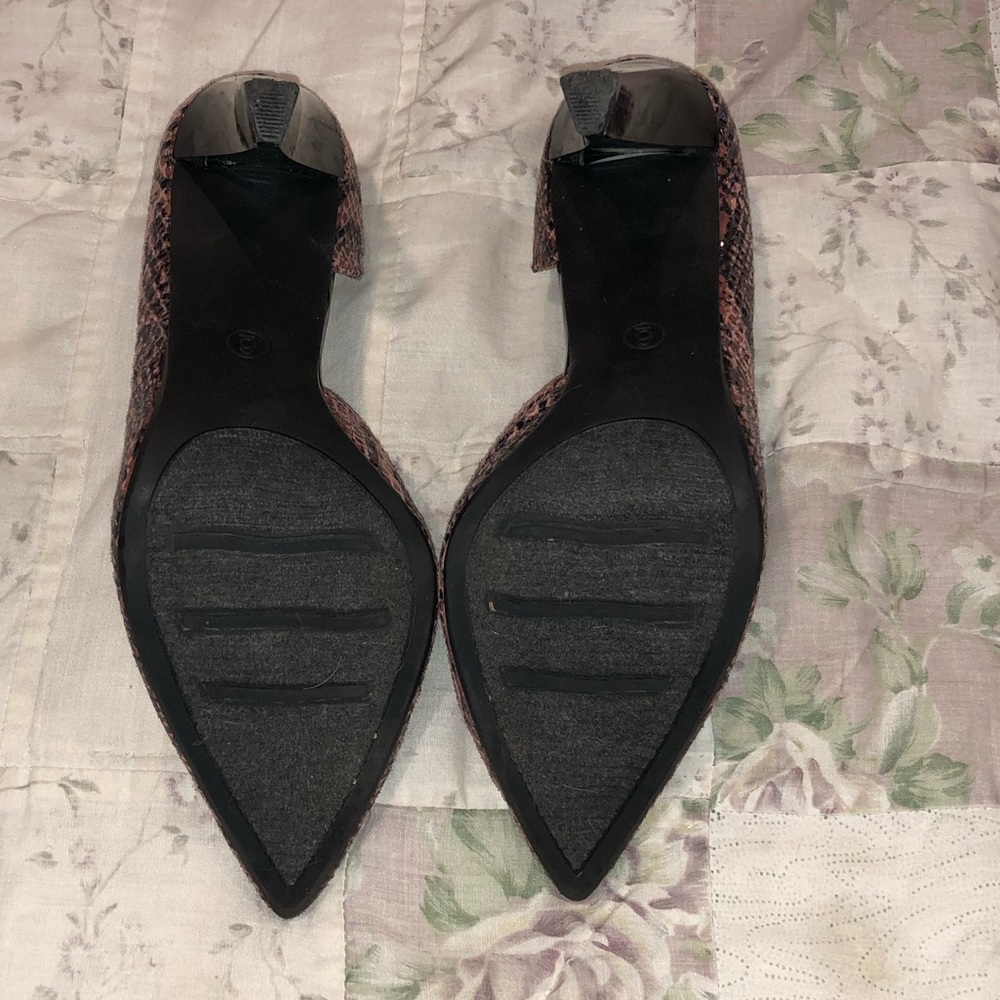 3/$20 Mossimo snakeskin heels - Picture 4 of 6